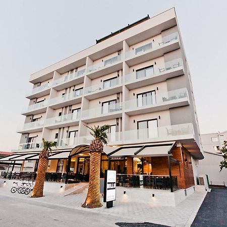 Hotel Hills Ulcinj Bagian luar foto