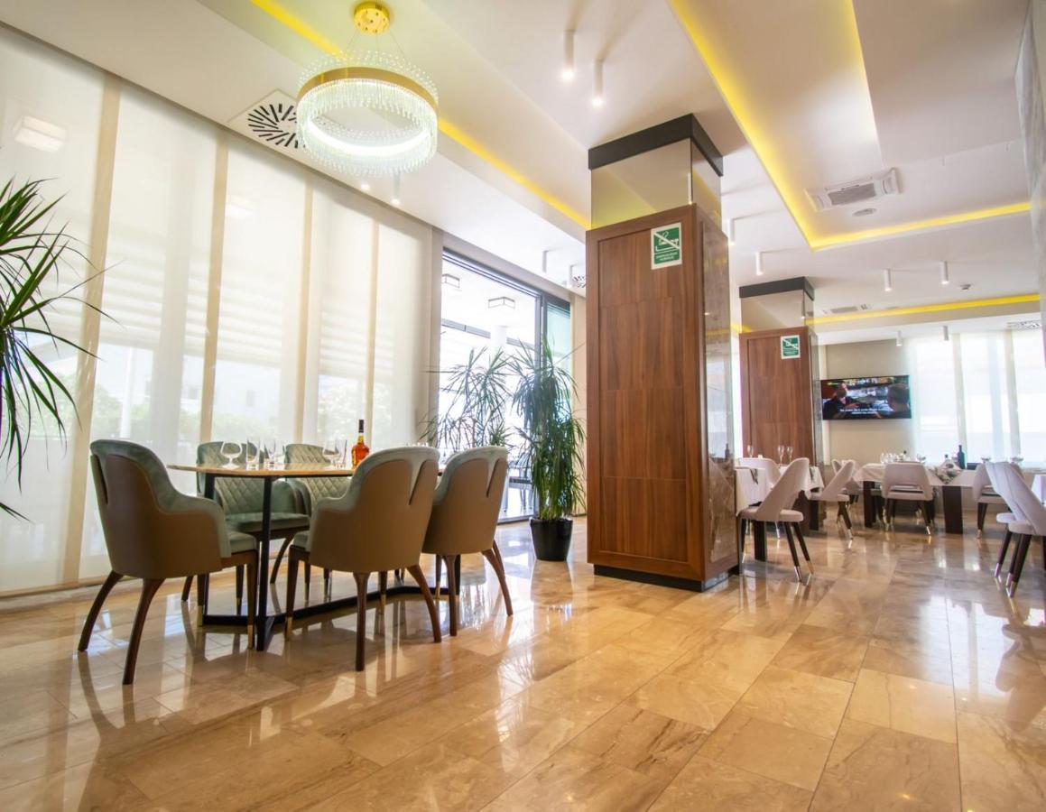 Hotel Hills Ulcinj Bagian luar foto