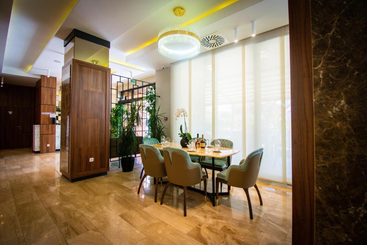 Hotel Hills Ulcinj Bagian luar foto